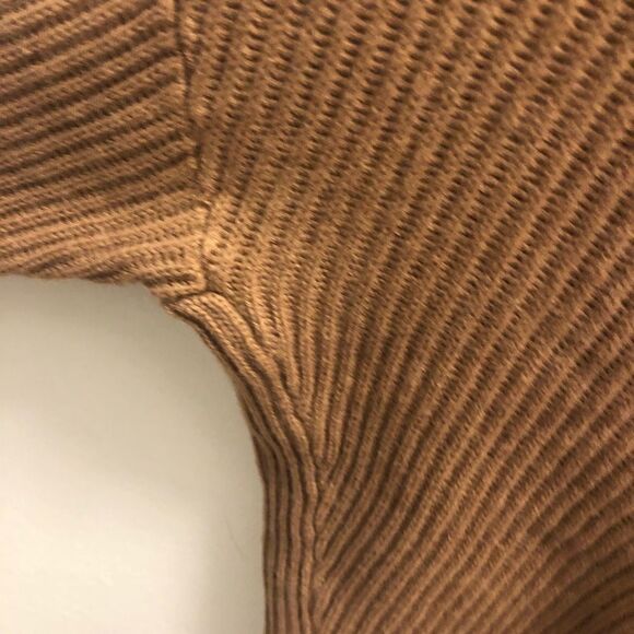 ARITZIA Babaton Chalmers Brown Beige Neutral Sweater in Constant Camel ~ size XS - Picture 8 of 13